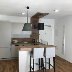 Tirolina Apartment Innsbruck